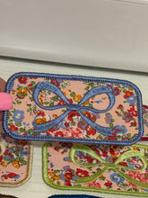 Load image into Gallery viewer, Floral Bow Patches