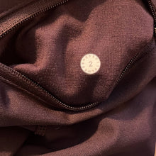 Load image into Gallery viewer, Size 2 Lululemon Plum Shadow Zoned In Tight *27" Leggings