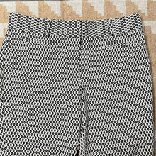 Load image into Gallery viewer, Size 8 Ann Taylor Black & Ivory Printed Ankle Cropped Dress Pants