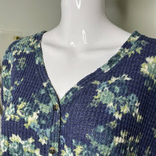 Load image into Gallery viewer, Size Medium Urban Outfitters Waffle Knit V-Neck Button Front Tie Top