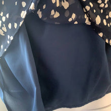Load image into Gallery viewer, Large Madewell Memento Blue Ruffle Sleeve Floral Top