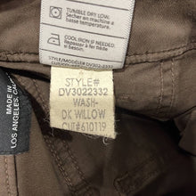 Load image into Gallery viewer, Size 25 VINCE NWT Elastic Hem Patch-Front Utility Pants