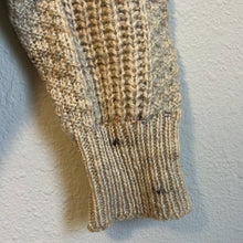 Load image into Gallery viewer, Large Pendleton Vintage Cream V-Neck Wool Sweater