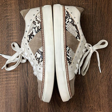 Load image into Gallery viewer, Size 6.5 CROWN VINTAGE KALINDA Snake Print SNEAKERS