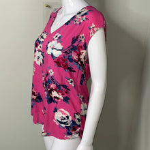 Load image into Gallery viewer, Medium Old Navy Hot Pink Floral Sleeveless V-Neck Top