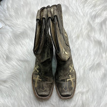 Load image into Gallery viewer, Size 5.5 Circle G Women’s Embroidered Cross Square Toe Coral Western Cowboy Boots