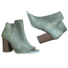 Load image into Gallery viewer, Size 8 Brash Olive Green Perforated Zip Up Open Toe Ankle Booties