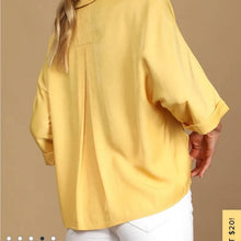 Load image into Gallery viewer, Small Lulu’s Go The Extra Mile Light Yellow Oversized Button-Up Top