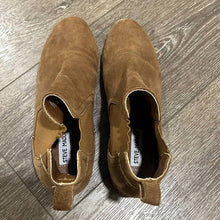 Load image into Gallery viewer, Size 8.5 Steve Madden Dabble Brown Almond store Suede Pull Tab Western Booties