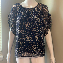 Load image into Gallery viewer, Large Madewell Memento Blue Ruffle Sleeve Floral Top