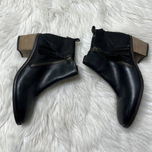 Load image into Gallery viewer, Sz 8 Crevo Black Autumn Tassel Leather Ankle Boot