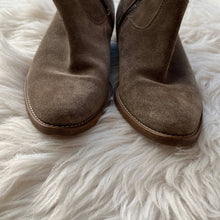 Load image into Gallery viewer, Sz 6.5 Madewell 1937 Barnwood Ankle Suede Leather Boots Booties Olive Green
