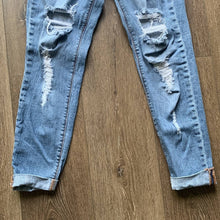 Load image into Gallery viewer, Size 7 Sneak Peek Light Wash Boyfriend Sexy Cuffed Distressed Jeans