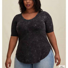 Load image into Gallery viewer, Size 1XL Torrid NWT FAVORITE TUNIC - SUPER SOFT MINERAL WASH BLACK