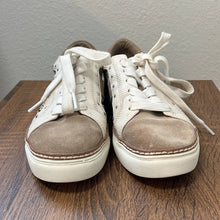 Load image into Gallery viewer, Size 6.5 CROWN VINTAGE KALINDA Snake Print SNEAKERS