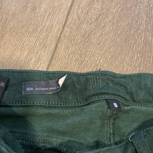 Load image into Gallery viewer, Size 8 KUT from the Kloth Mia High-Rise Toothpick Skinny Jeggings in Hunter Green