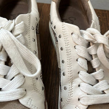 Load image into Gallery viewer, Size 6.5 CROWN VINTAGE KALINDA Snake Print SNEAKERS