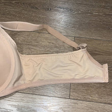 Load image into Gallery viewer, 42 DD Soma Nude Lace Full Coverage Bra plus