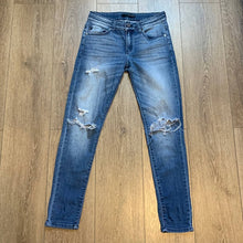 Load image into Gallery viewer, Size 5 KanCan High Rise Distressed Skinny Jeans