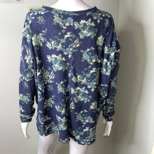 Load image into Gallery viewer, Size Medium Urban Outfitters Waffle Knit V-Neck Button Front Tie Top