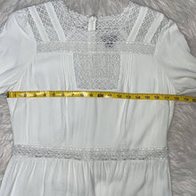 Load image into Gallery viewer, Size 10 J. Crew Point Sur Cotton Vintage White Lace Peasant Top