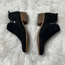 Load image into Gallery viewer, Sz 7.5 Franco Sarto Black Pointed Toe Suede Ankle Booties