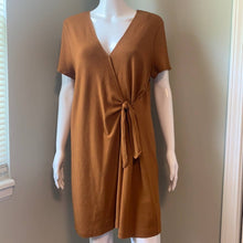 Load image into Gallery viewer, Size XL Madewell NWOT Texture & Thread Short-Sleeve Side-Tie Wrap Dress