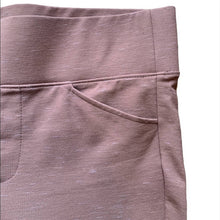 Load image into Gallery viewer, Size 1X Torrid NWOT POCKET PIXIE PANT - LUXE PONTE HEATHER GREY PURPLE