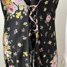 Load image into Gallery viewer, Size Large Wild Fable Black Floral Print Short Sleeve Button Down Tunic Top