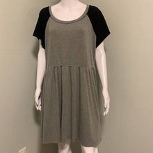 Load image into Gallery viewer, Size 3XL Torrid Black & Gray Raglan Skater Dress