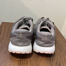Load image into Gallery viewer, Size 9 New Balance Gray Pink White Running Tennis Shoes