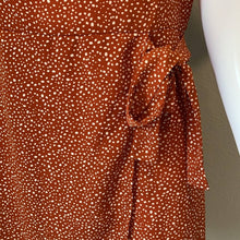 Load image into Gallery viewer, Medium Shein NWOT Orange & White Polka Dot Short Sleeve Wrap Dress