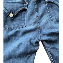 Load image into Gallery viewer, Size 27 Hudson Bacara Cropped Straight Cuffed Jeans