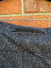 Load image into Gallery viewer, Medium Athleta Black &amp; White Speckled Leggings
