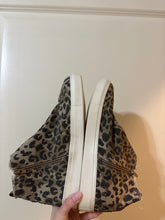 Load image into Gallery viewer, Size 9 Very G Leopard High Top Sneakers

