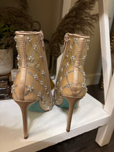 Load image into Gallery viewer, 6.5 Betsey Johnson Larkk Stiletto Bootie Heels
