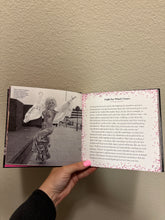 Load image into Gallery viewer, Dolly Parton Country Wisdom Coffee Table Book
