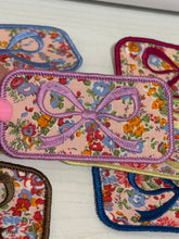 Load image into Gallery viewer, Floral Bow Patches
