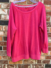 Load image into Gallery viewer, XL Victoria’s Secret Red Oversized Sweatshirt
