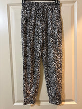 Load image into Gallery viewer, Small Altar’d State Leopard Lounge Pants
