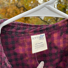 Load image into Gallery viewer, Size 0X (14W) Long Sleeve Bleached Flannel
