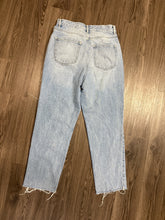 Load image into Gallery viewer, 28 Pacsun High Rise Straight Raw Hem Denim Jeans
