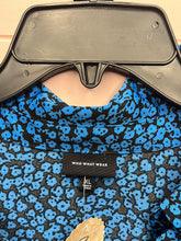 Load image into Gallery viewer, XL Who What Wear Blue Black Floral Button Up Blouse
