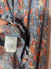 Load image into Gallery viewer, Large Entro Off Shoulder Boho Floral Print Long Sleeve Top
