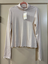 Load image into Gallery viewer, XL NWT Show Me Your Mumu Ribbed Layering Top
