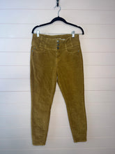 Load image into Gallery viewer, Size 11 No Boundaries High Rise Sculpting Skinny Brown Corduroy Pants
