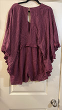 Load image into Gallery viewer, Xs free people romper
