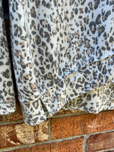 Load image into Gallery viewer, XS Anthropologie Leopard Top
