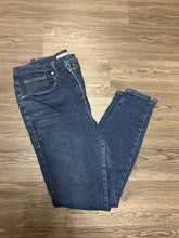 Load image into Gallery viewer, 14/32 Good American High Rise Good Legs Sculpting Skinny Jeans
