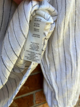 Load image into Gallery viewer, Large Ivanka Trump Button Up Top

